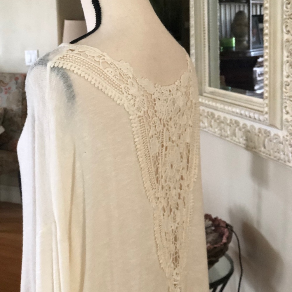 Top - Picture 3 of 4